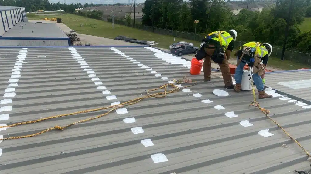 commercial roof repair service